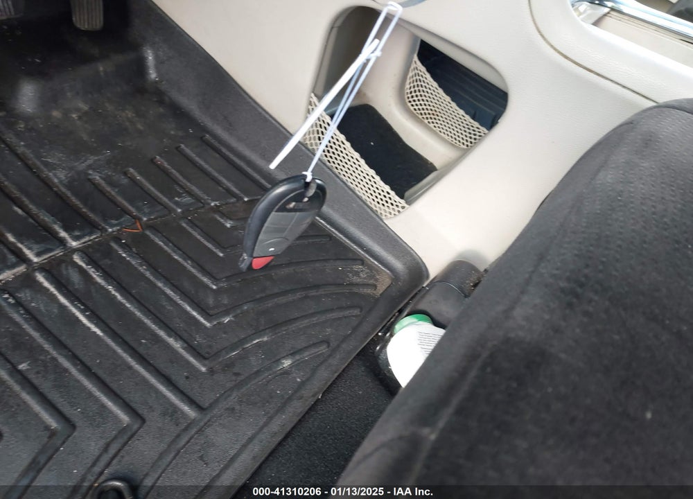 2012 DODGE GRAND CARAVAN CREW VIN: 2C4RDGDG8CR184500