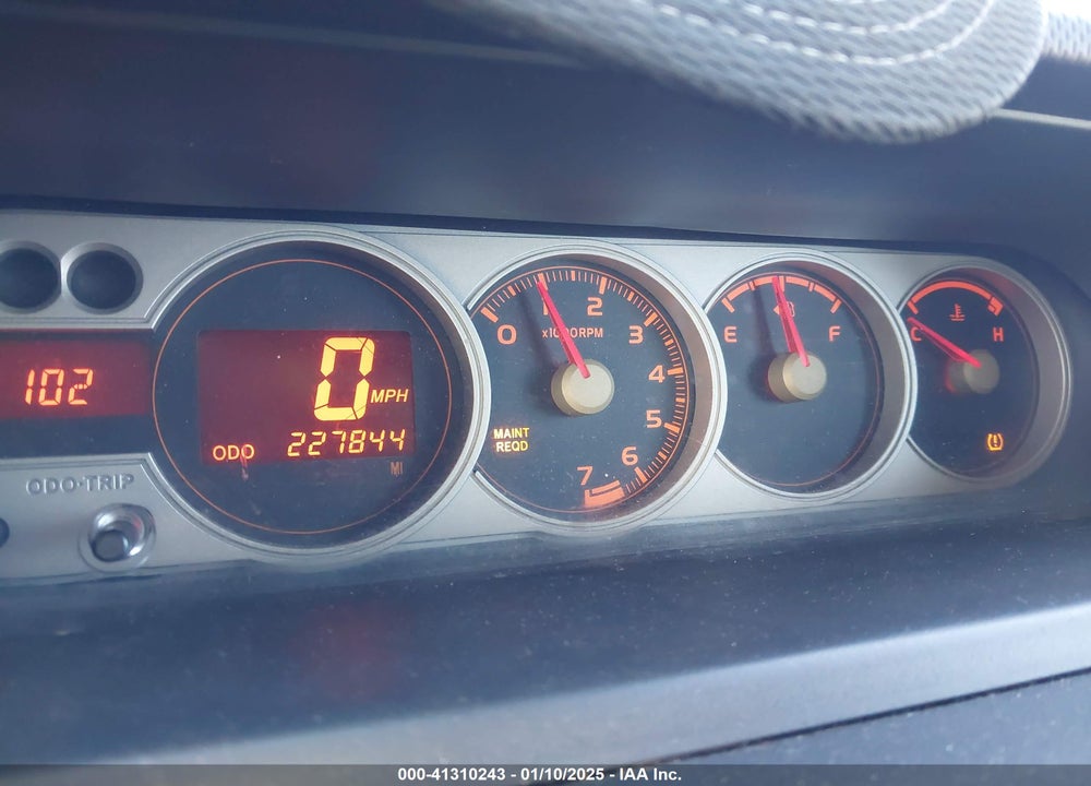 2008 SCION XB VIN: JTLKE50E881027315