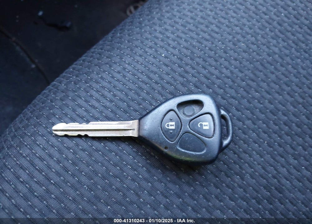 2008 SCION XB VIN: JTLKE50E881027315