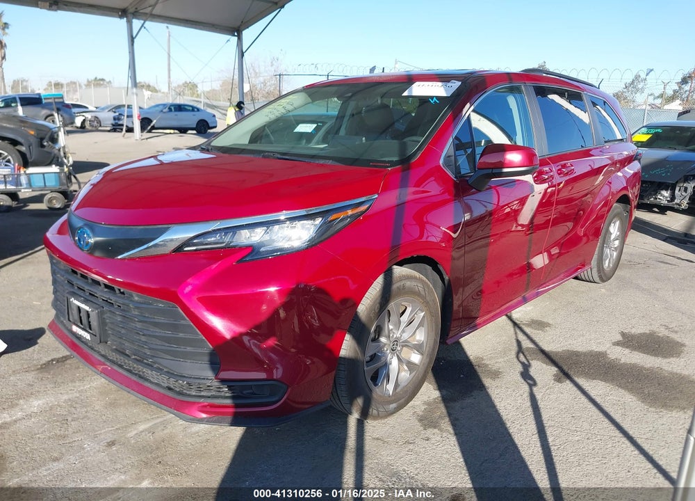2023 TOYOTA SIENNA LE VIN: 5TDKRKEC4PS139651