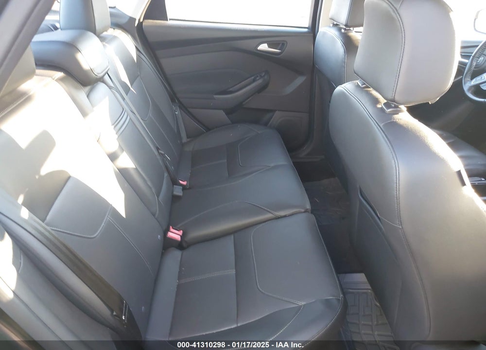 2015 FORD FOCUS VIN: 1FADP3F2XFL319328