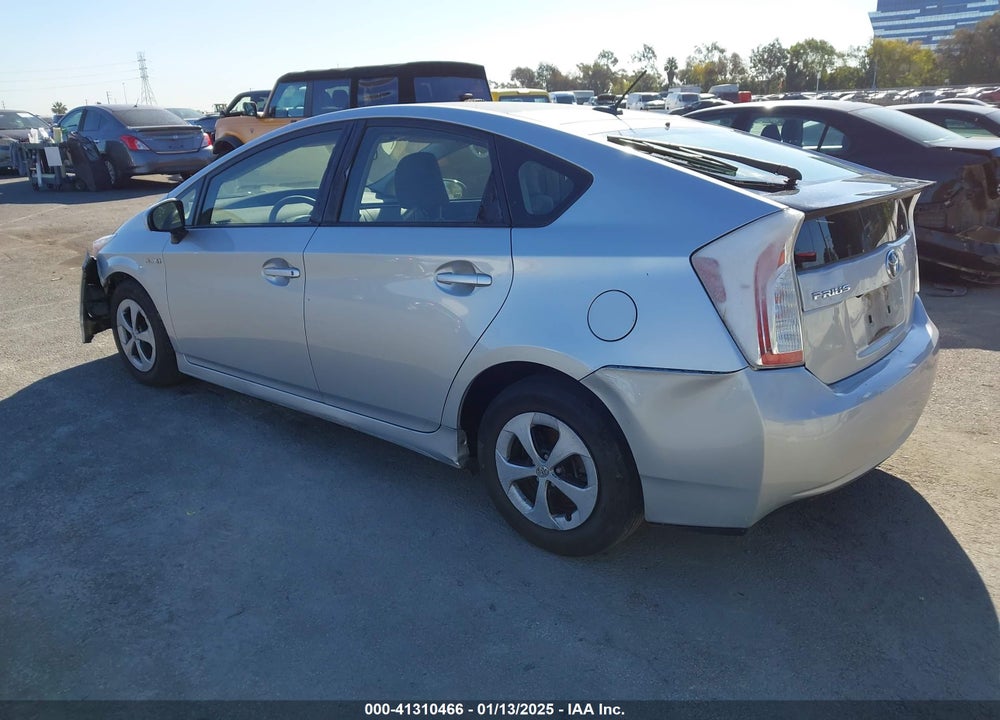 2015 TOYOTA PRIUS VIN: JTDKN3DU4F0469562