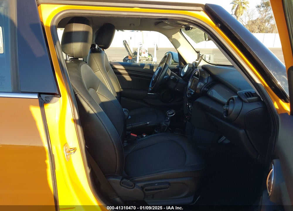 2017 MINI HARDTOP COOPER VIN: WMWXU1C58H2E17690