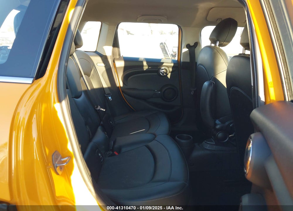 2017 MINI HARDTOP COOPER VIN: WMWXU1C58H2E17690