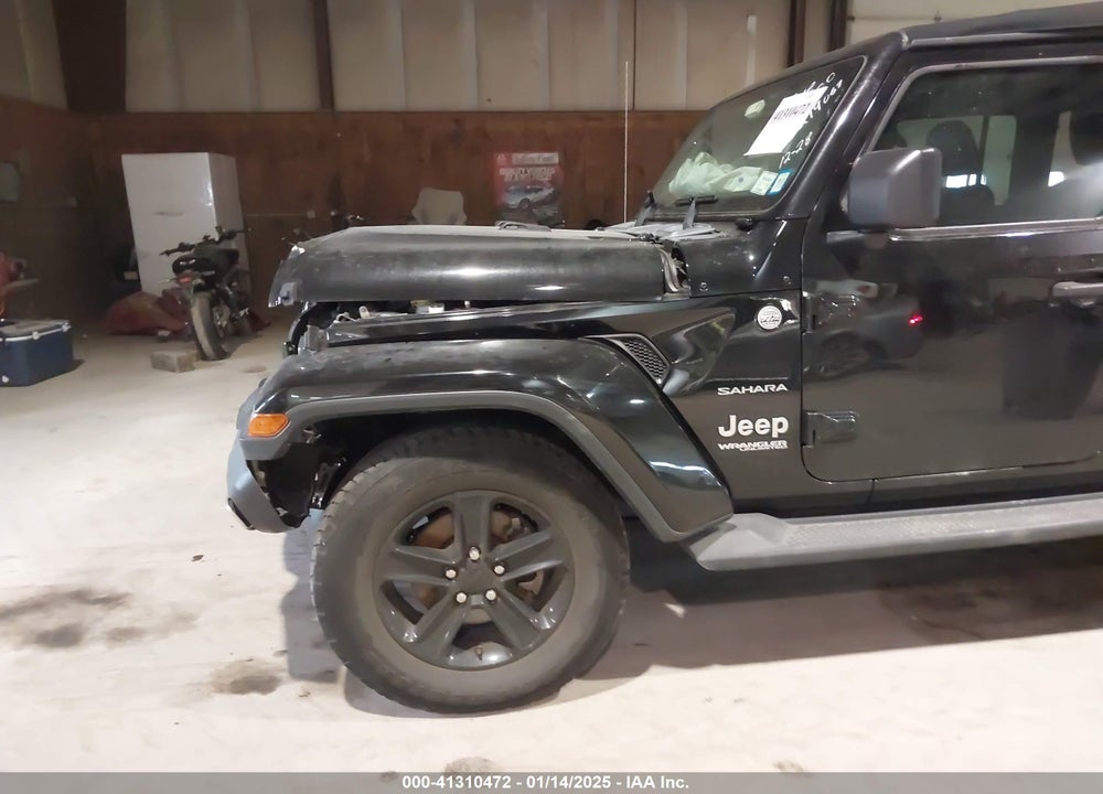 2019 JEEP WRANGLER UNLIMITED SAHARA 4X4 VIN: 1C4HJXEG9KW579682
