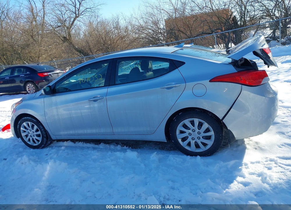 2013 HYUNDAI ELANTRA VIN: 5NPDH4AE1DH171019