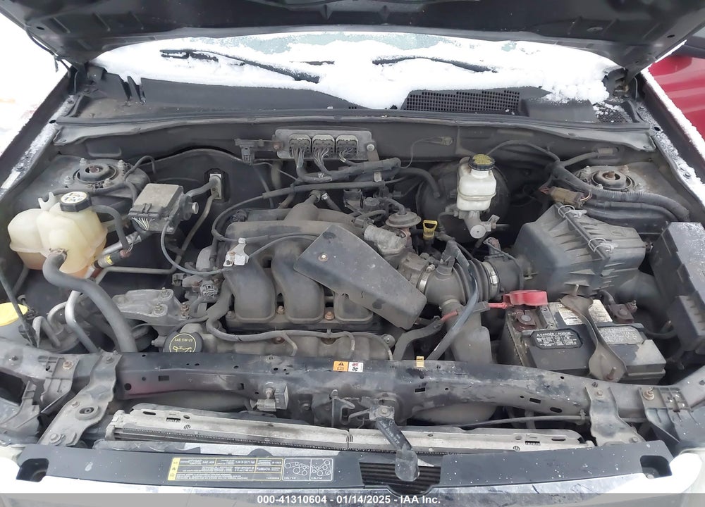 2008 FORD ESCAPE XLT VIN: 1FMCU93168KC40627