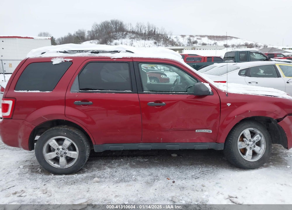2008 FORD ESCAPE XLT VIN: 1FMCU93168KC40627