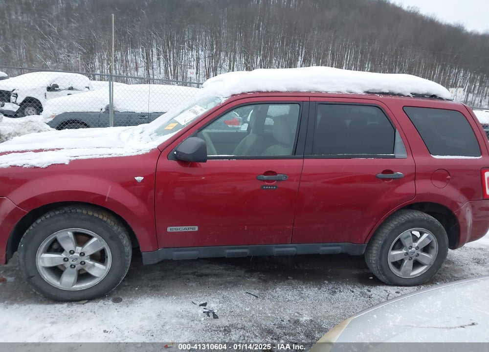 2008 FORD ESCAPE XLT VIN: 1FMCU93168KC40627