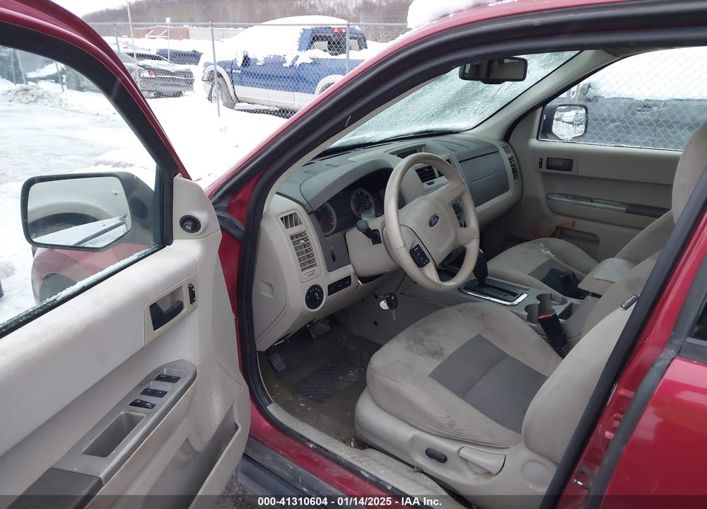 2008 FORD ESCAPE XLT VIN: 1FMCU93168KC40627