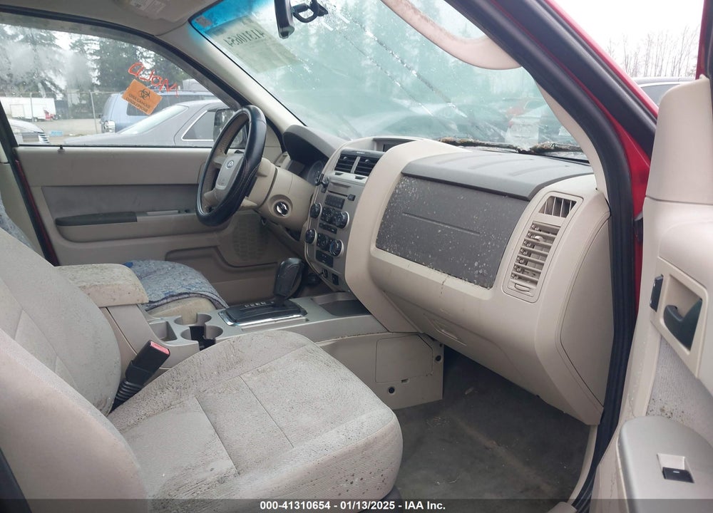 2010 FORD ESCAPE VIN: 1FMCU0D70AKC59596