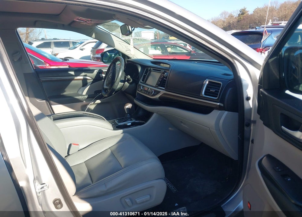 2014 TOYOTA HIGHLANDER LIMITED PLATINUM V6 VIN: 5TDDKRFH0ES029516