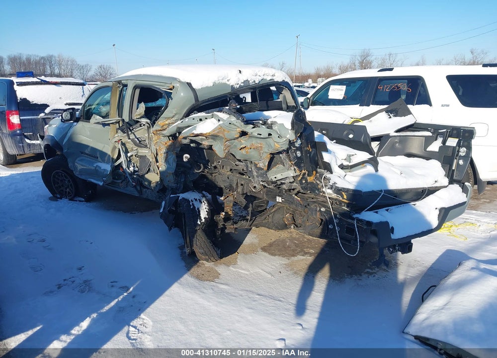 2022 TOYOTA TACOMA VIN: 3TMCZ5AN5NM476808
