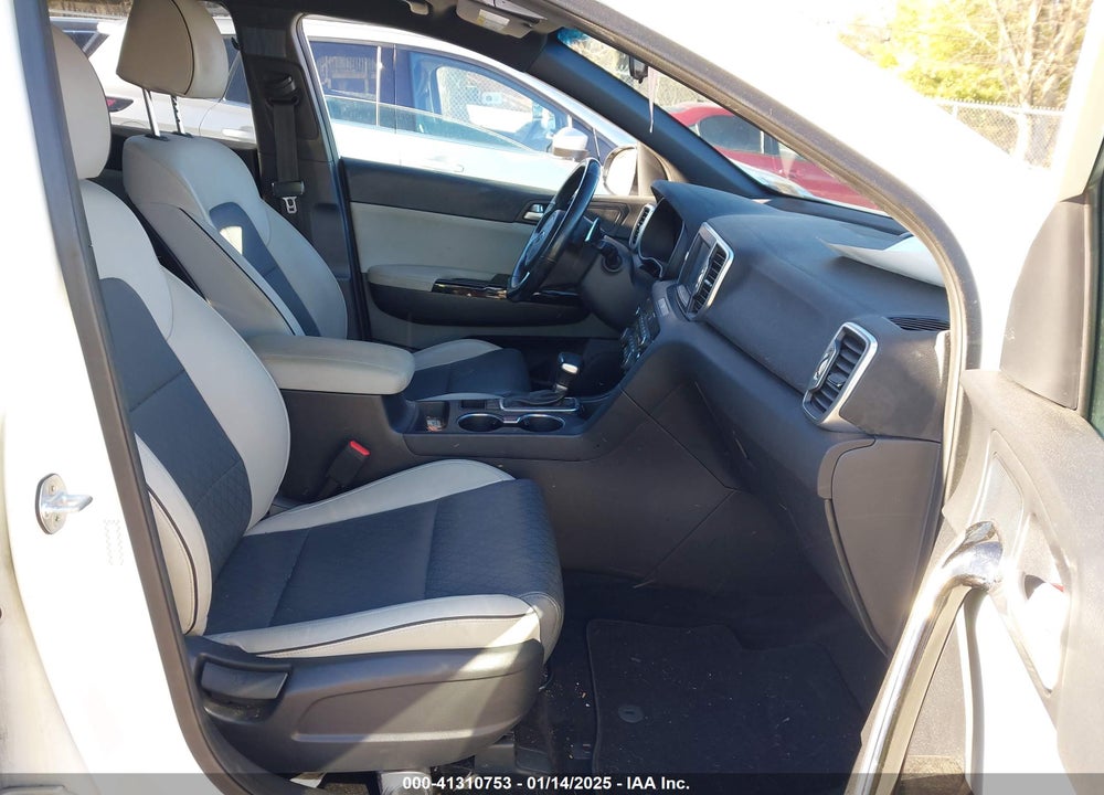 2018 KIA SPORTAGE VIN: KNDPNCAC2J7408972