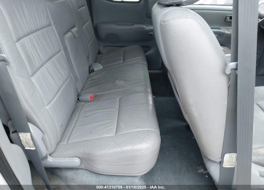 2001 TOYOTA TUNDRA VIN: 5TBBT44151S172736