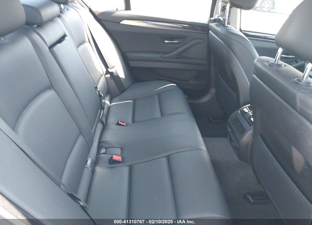 2016 BMW 5 SERIES VIN: WBA5A5C57GD528450