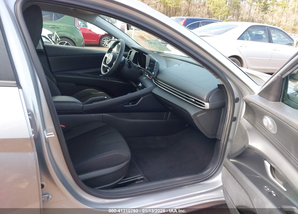 2023 HYUNDAI ELANTRA VIN: 5NPLM4AG8PH103927