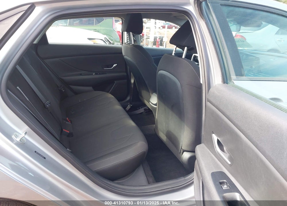 2023 HYUNDAI ELANTRA VIN: 5NPLM4AG8PH103927