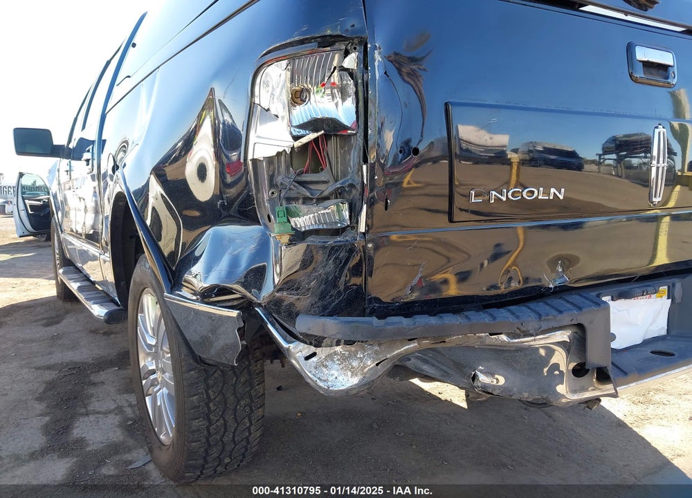2006 LINCOLN MARK LT VIN: 5LTPW18586FJ21395