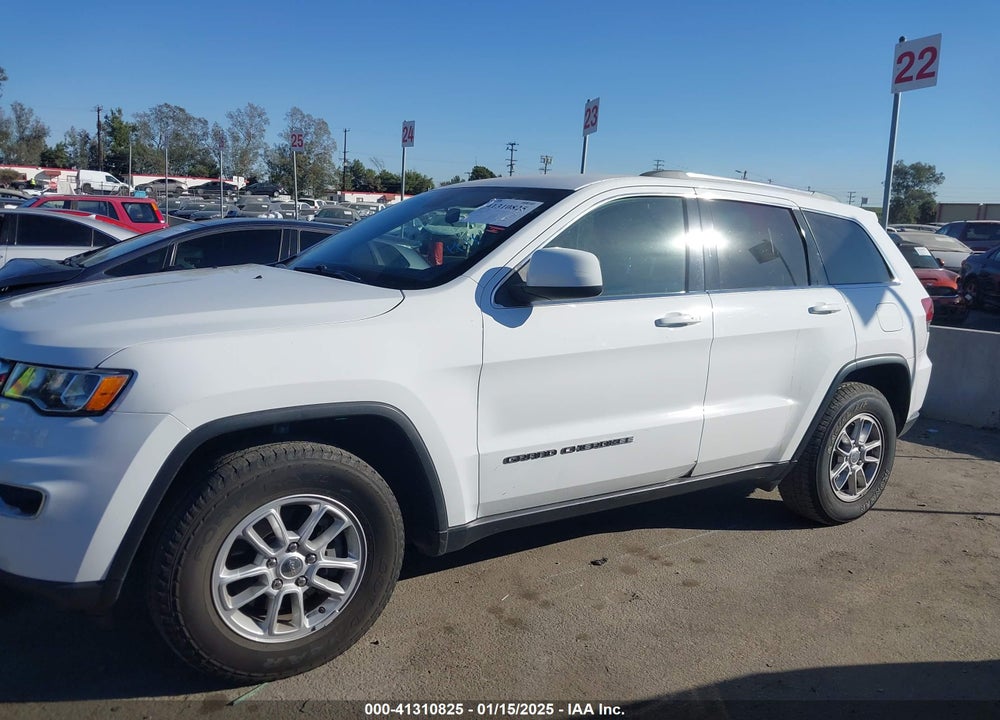 2020 JEEP GRAND CHEROKEE VIN: 1C4RJEAG0LC305711