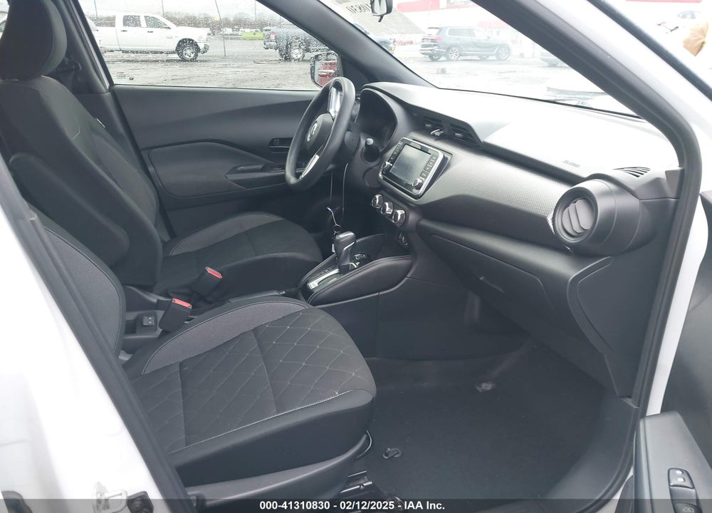 2019 NISSAN KICKS VIN: 3N1CP5CU9KL554652