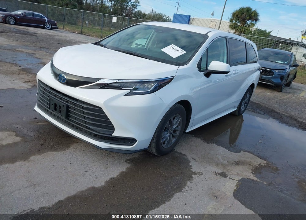 2022 TOYOTA SIENNA LE VIN: 5TDKRKEC3NS110851