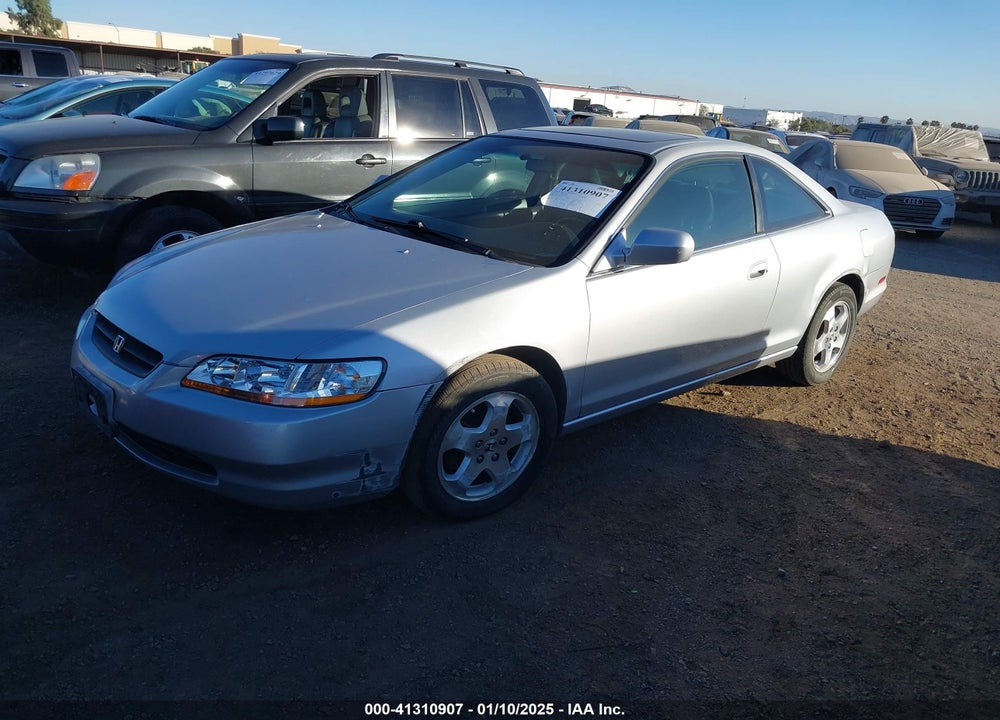 2000 HONDA ACCORD 3.0 EX VIN: 1HGCG2252YA001686