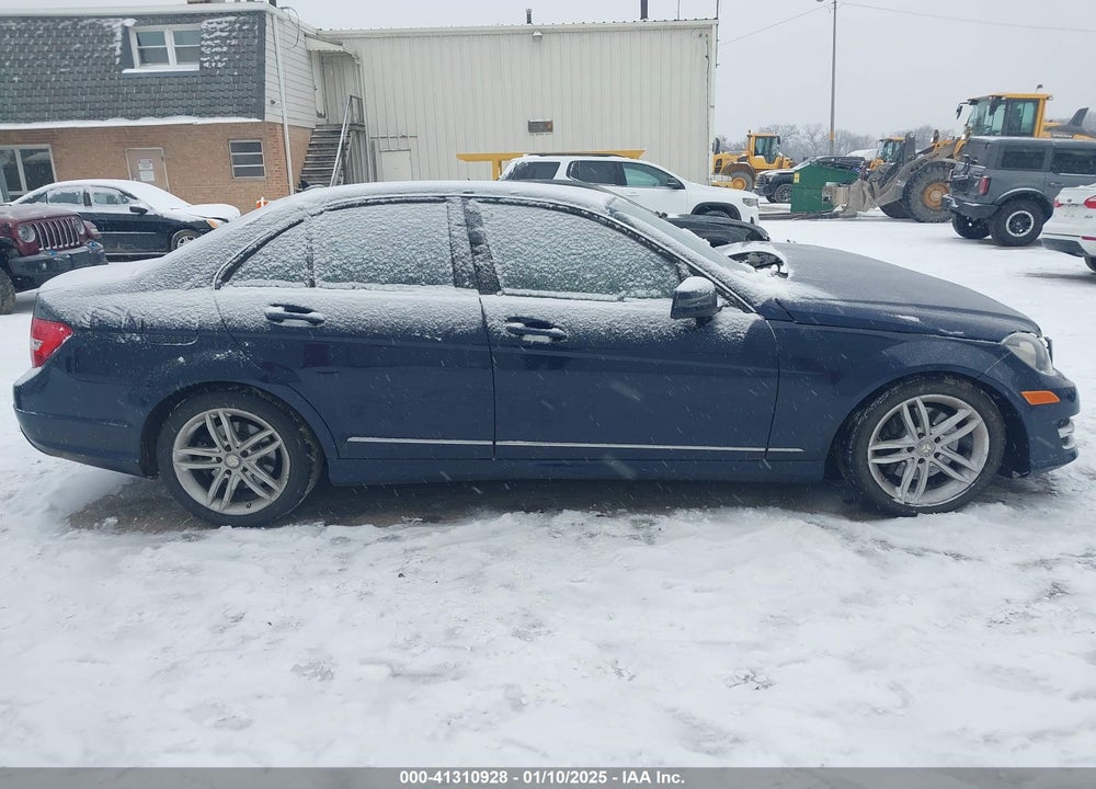 2013 MERCEDES-BENZ C VIN: WDDGF8AB3DR262761