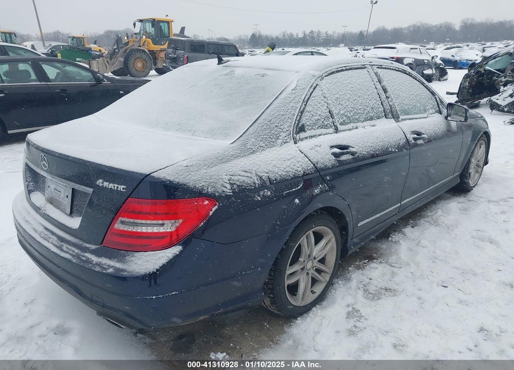 2013 MERCEDES-BENZ C VIN: WDDGF8AB3DR262761