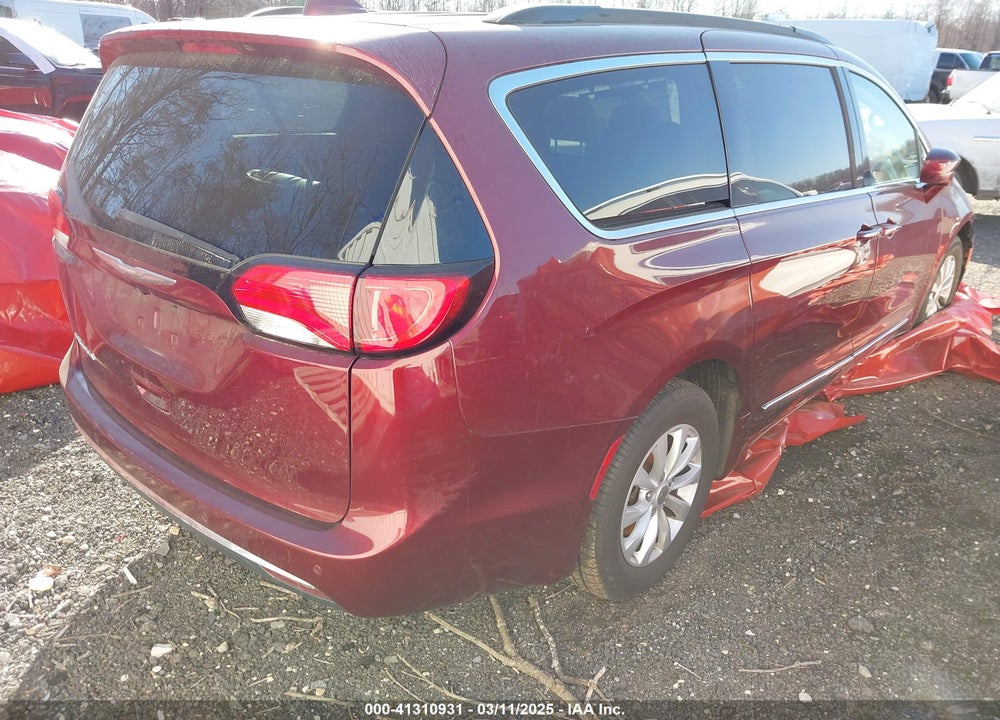 2017 CHRYSLER PACIFICA VIN: 2C4RC1BG6HR688070