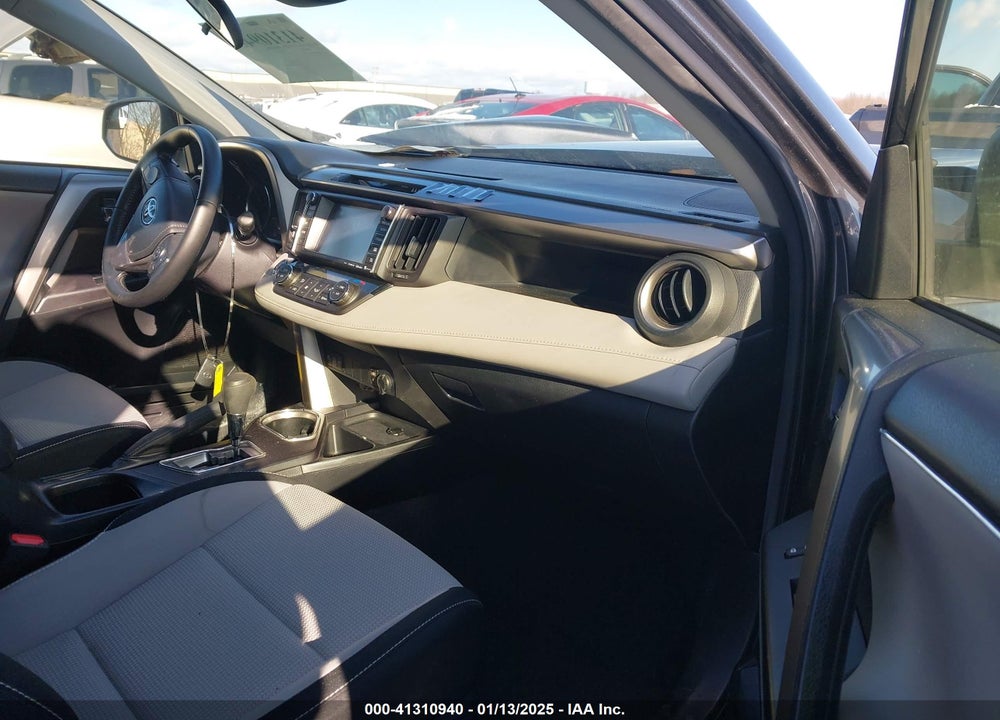 2017 TOYOTA RAV4 HV VIN: JTMRJREV9HD132708