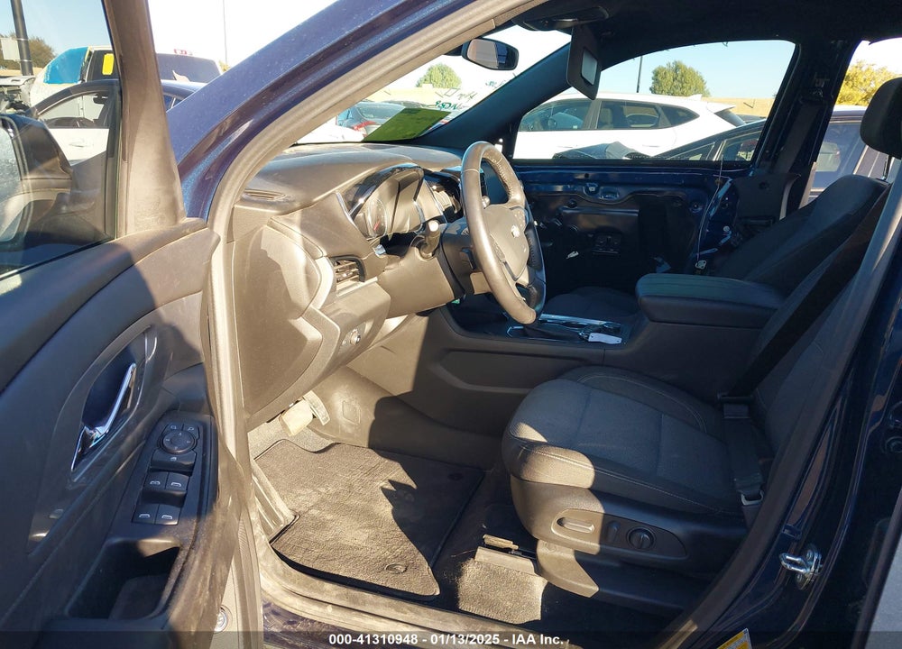 2022 CHEVROLET TRAVERSE FWD LT CLOTH VIN: 1GNERGKW2NJ194027