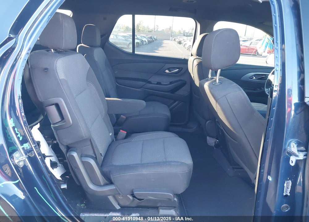2022 CHEVROLET TRAVERSE FWD LT CLOTH VIN: 1GNERGKW2NJ194027
