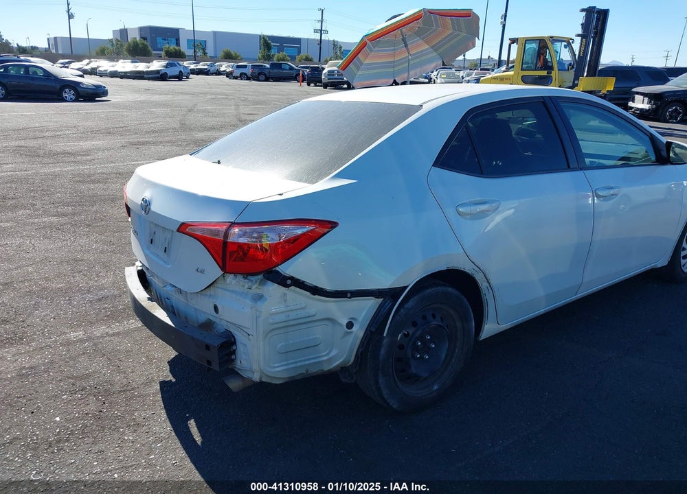 2017 TOYOTA COROLLA LE VIN: 5YFBURHE1HP692823