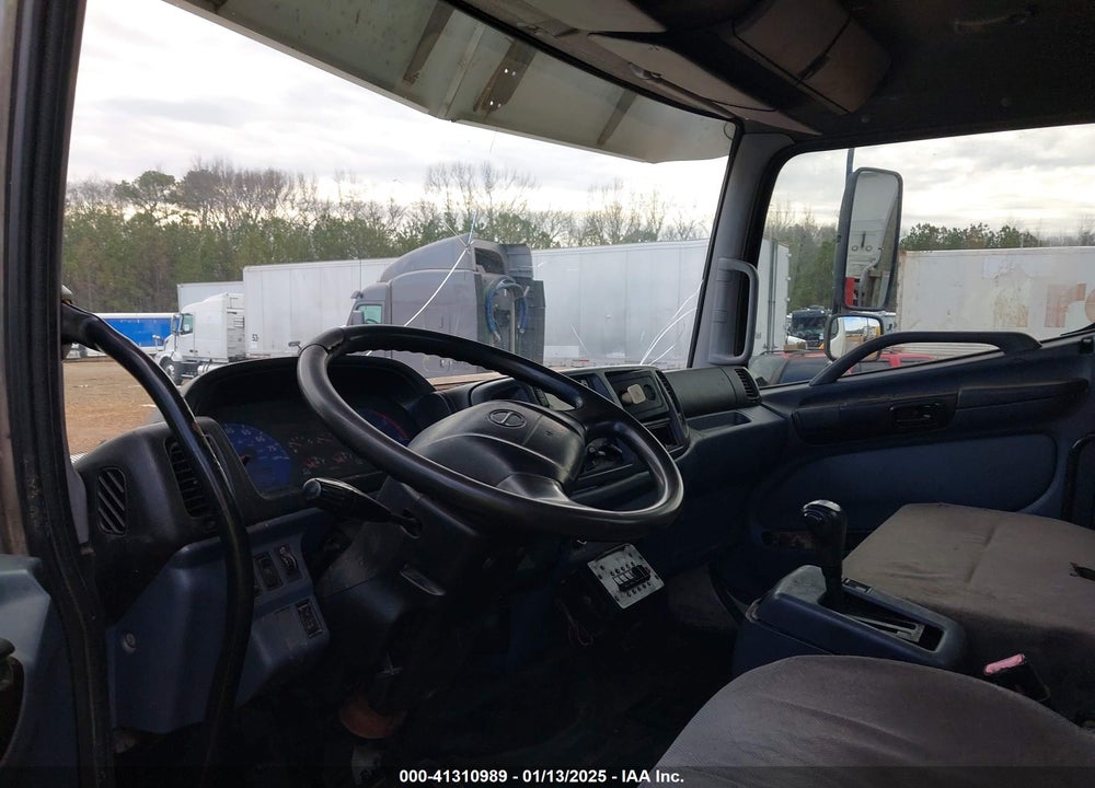 2006 HINO 268 VIN: 5PVNJ8JV162S10034