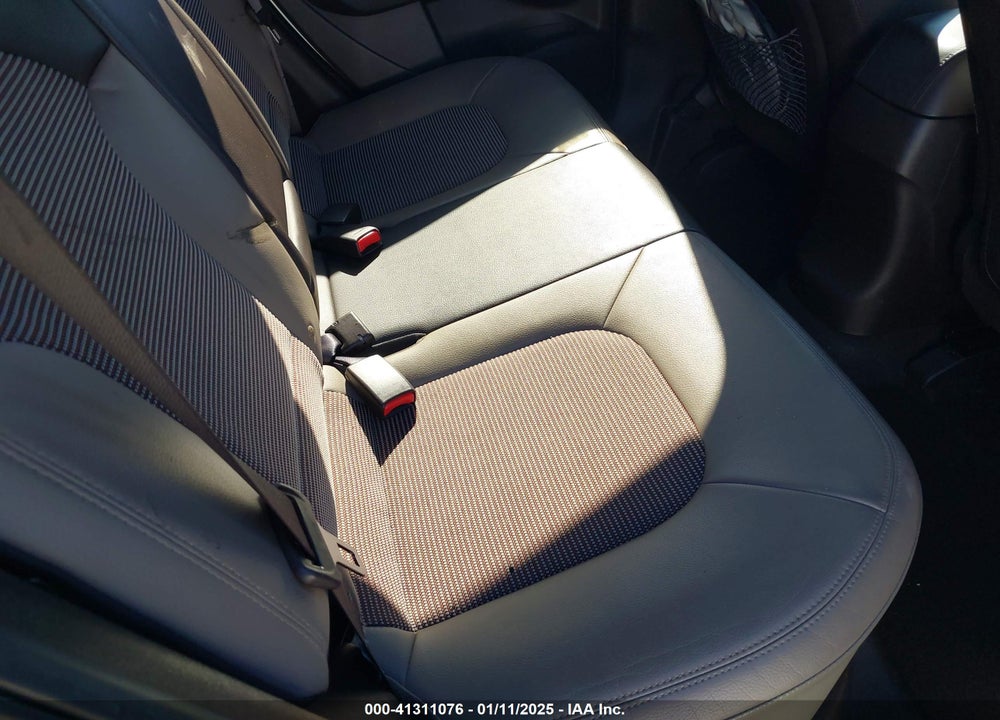 2012 HYUNDAI TUCSON VIN: KM8JU3AC7CU488326