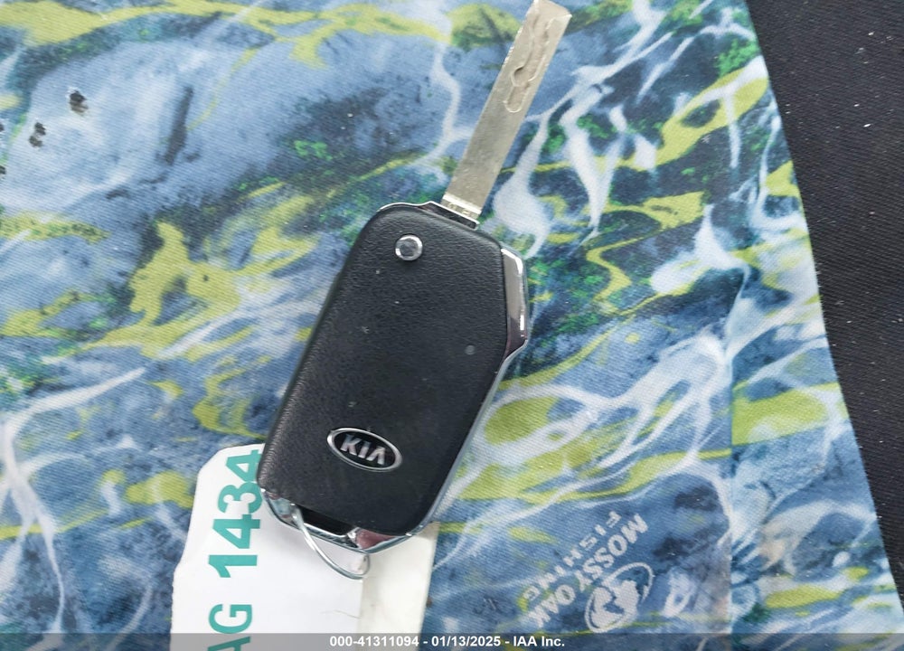 2021 KIA SOUL LX VIN: KNDJ23AU9M7125058