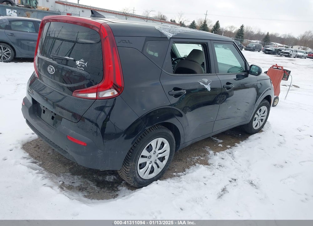 2021 KIA SOUL LX VIN: KNDJ23AU9M7125058