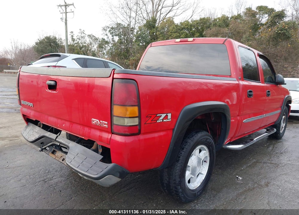 2005 GMC SIERRA 1500 SLE VIN: 2GTEK13T451108046