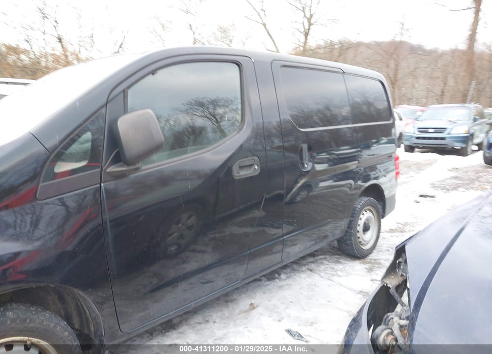 2013 NISSAN NV200 VIN: 3N6CM0KN7DK694465