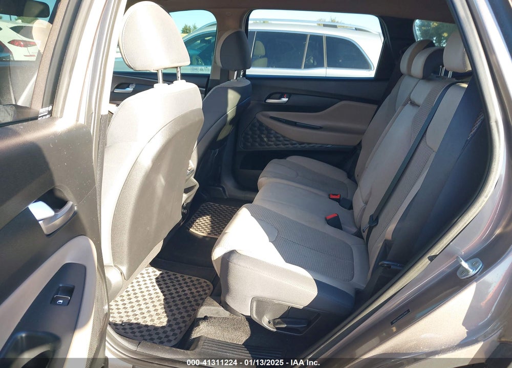 2019 HYUNDAI SANTA FE SE VIN: 5NMS2CAD6KH039491