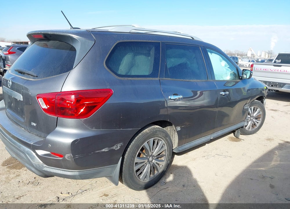 2017 NISSAN PATHFINDER VIN: 5N1DR2MN1HC621133