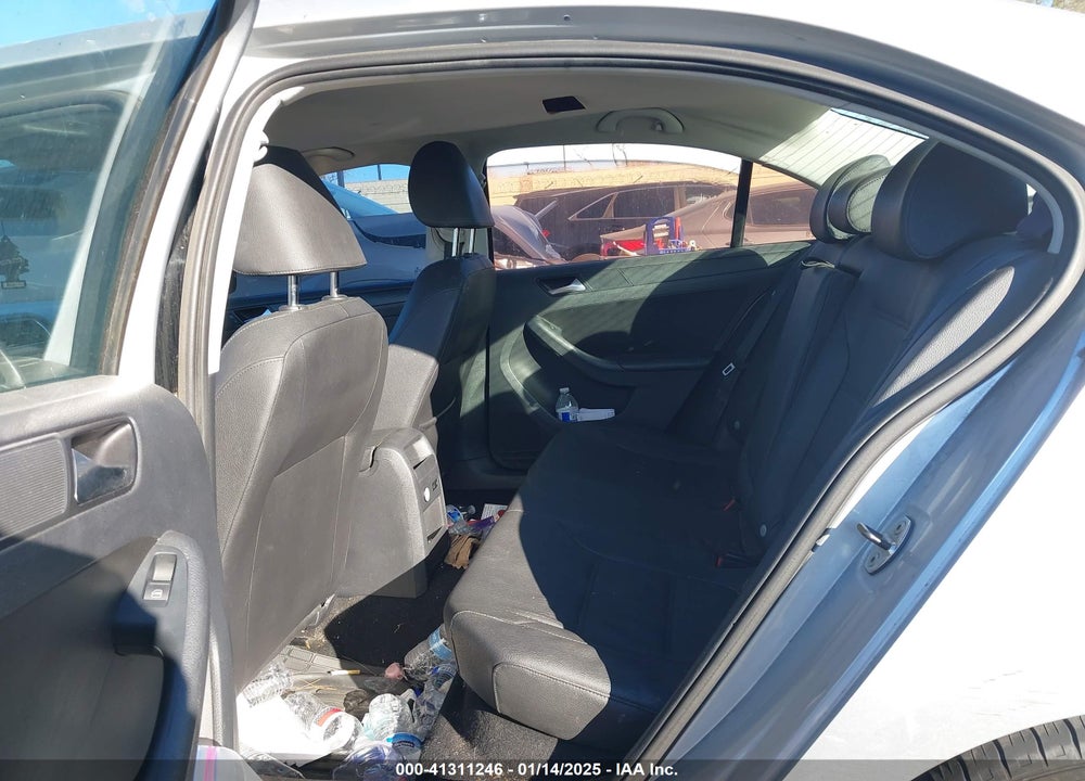 2012 VOLKSWAGEN JETTA 2.5L SE VIN: 3VWDP7AJ3CM131046
