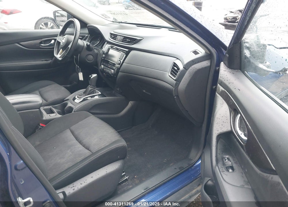 2019 NISSAN ROGUE SV VIN: JN8AT2MT8KW263515