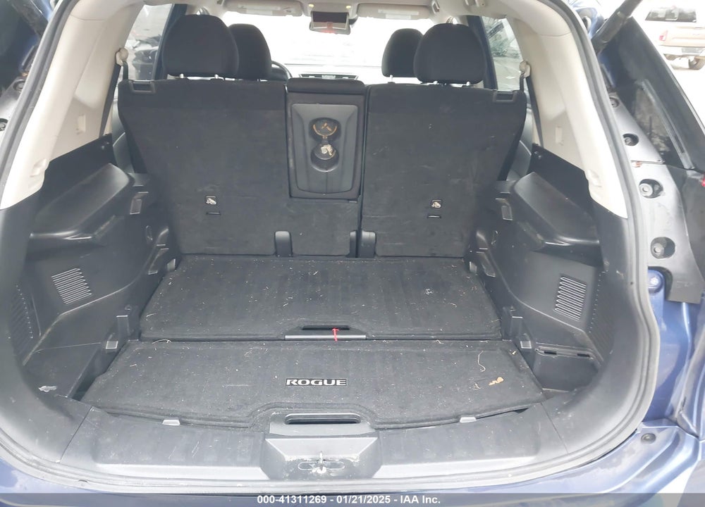 2019 NISSAN ROGUE SV VIN: JN8AT2MT8KW263515