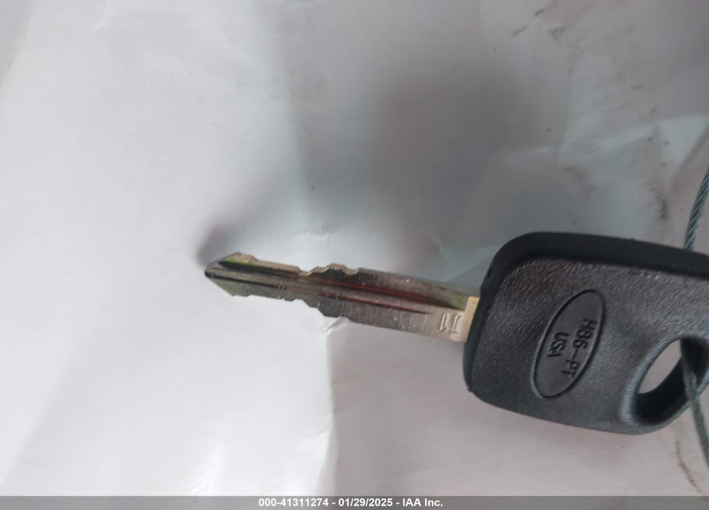 2005 FORD FOCUS VIN: 1FAFP34NX5W197783