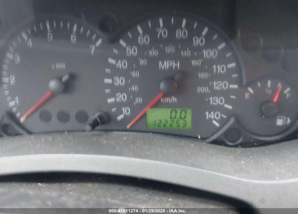 2005 FORD FOCUS VIN: 1FAFP34NX5W197783