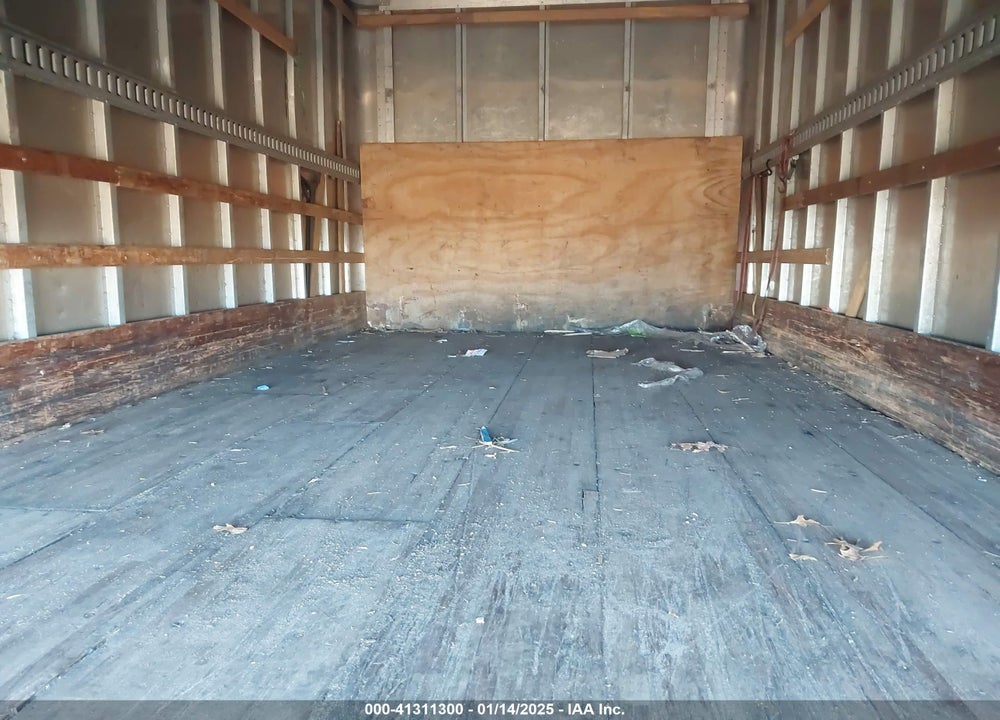 2010 ISUZU NPR HD DSL REG VIN: JALC4W161A7002807