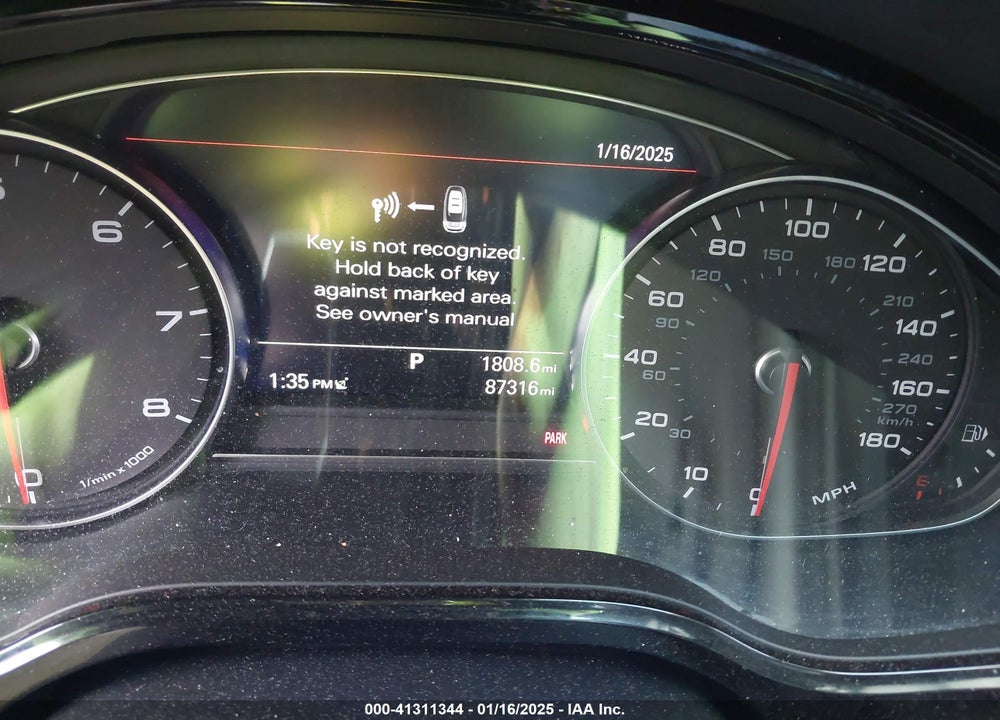 2016 AUDI A8 VIN: WAU43AFDXGN005323