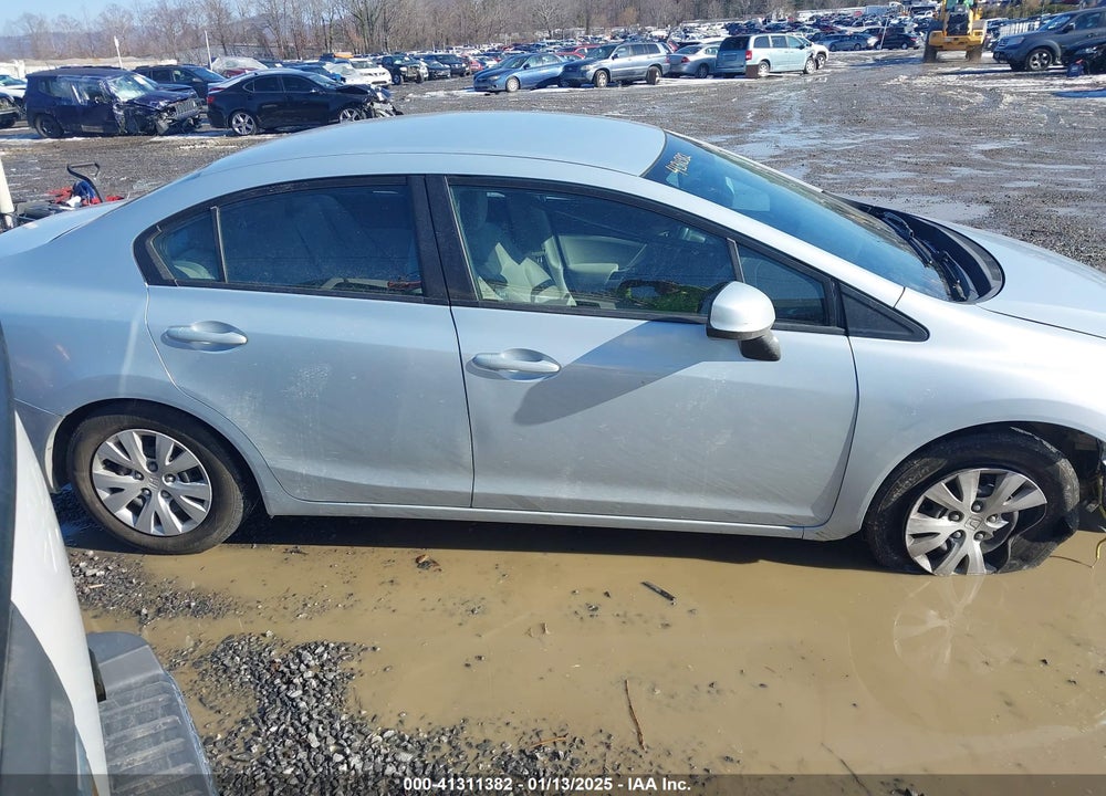 2012 HONDA CIVIC SDN LX VIN: 2HGFB2F58CH555881